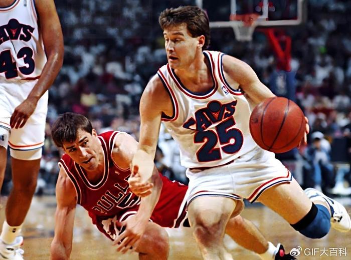 1米83征服NBA，历史伟大的射手之一，骑士队退役其25号球衣