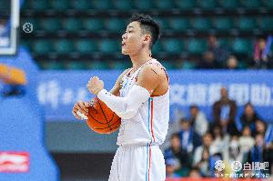 下半场直接打穿！山东下半场59-31净胜新疆28分